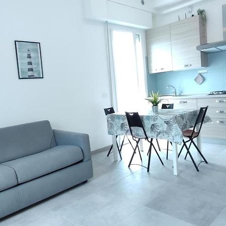 里米尼Casa Sardina, Per Mare E Fiera公寓 外观 照片